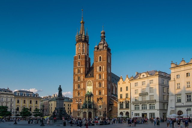 ** Góry, jeziora, a może las? Porównanie najpopularniejszych typów mikrowypraw w Polsce