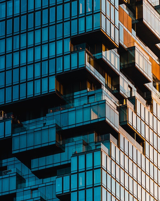 Inteligentne materiały: Jak nowe technologie zmieniają budownictwo i architekturę - 1 2025